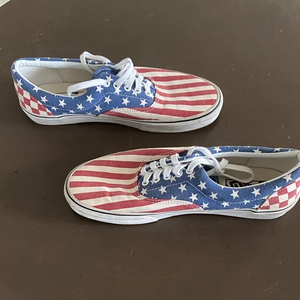 Vans Era Star Spangled Banner Red White and Blue Classics Men's 10.5 Women's 12 - Picture 6 of 8